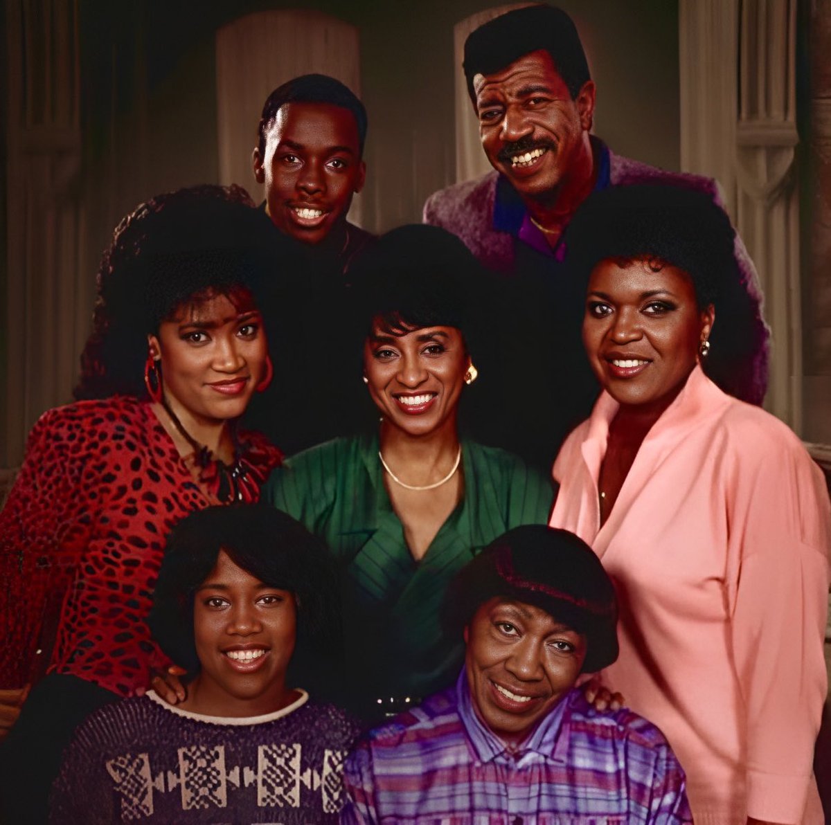 You know what day it is, Maaaaary??

2/27! 💫