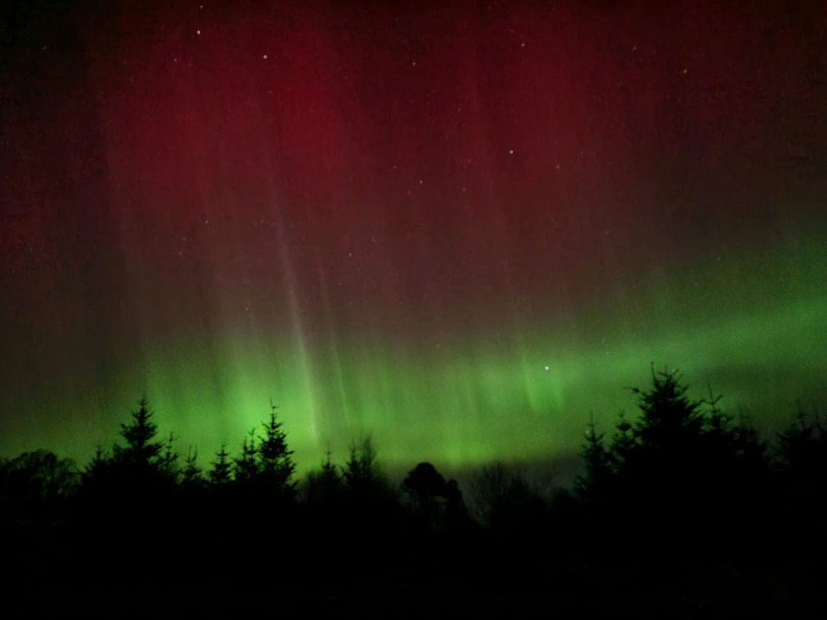 The Northern Lights last night from Mull. Hoping for a repeat performance tonight. #mull #argyll #scotland
