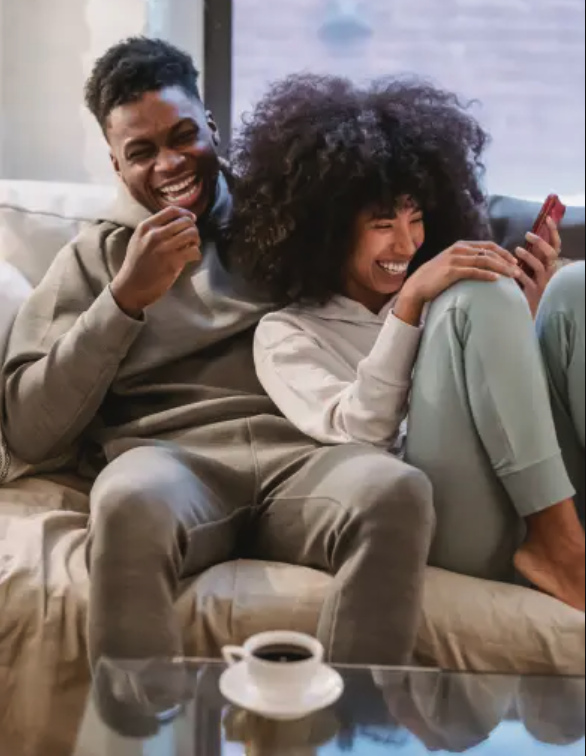 Home_with_Style's tweet photo. You deserve to live in a high-comfort, low-stress home. Is yours as #uncluttered and relaxing as you'd like? #Decluttering is tough, but you really can feel better about letting go of the things that hold you back—we’ll tell you how: https://t.co/7yE6rIzmlY https://t.co/p4lWzK5bbj