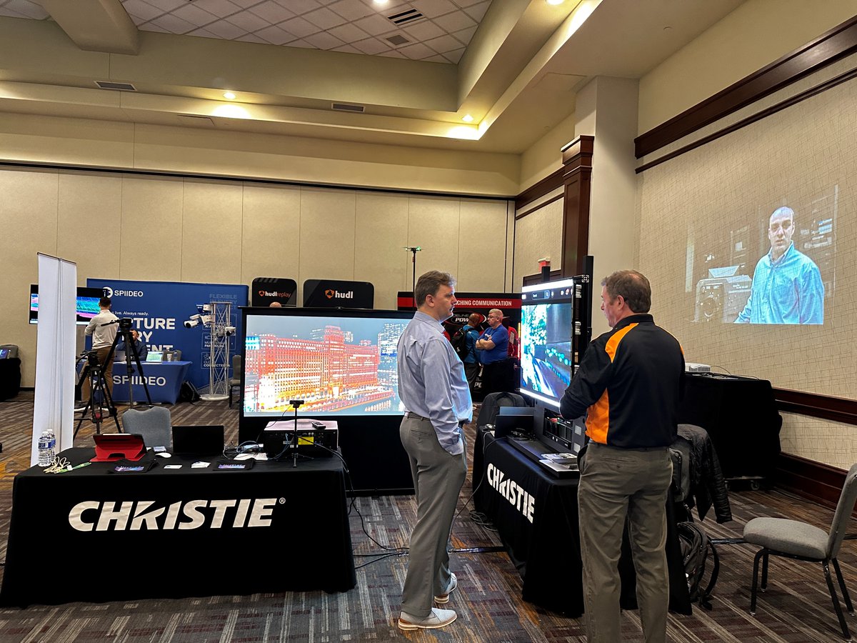 ChristieDigital's tweet image. We&apos;re excited to be at the NFL combine in Indianapolis, courtesy of @MediaRightOn! What a great place to gather to showcase our Christie MicroTiles LED and Inspire series projection solutions to video directors in the NFL. 🏈 #ProvAV #AVtweeps #videosolutions