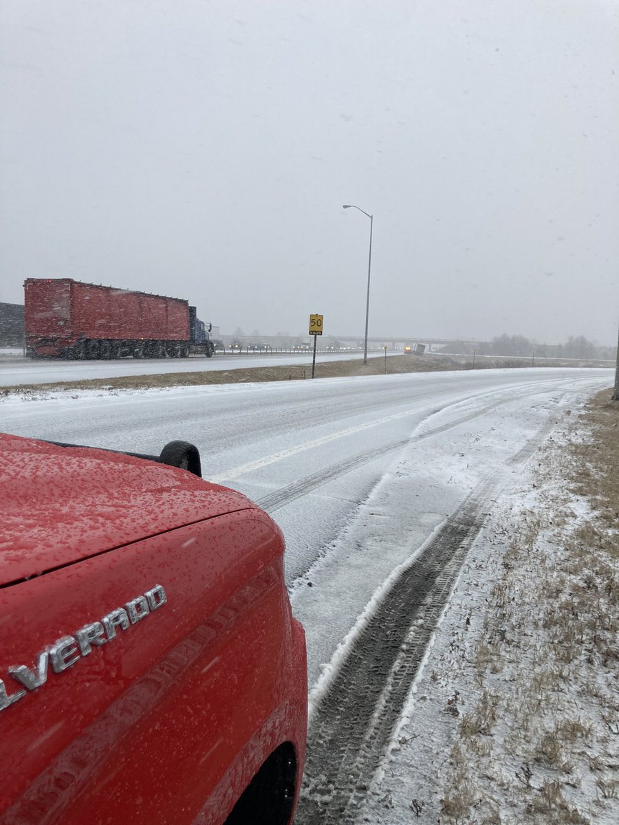 Emergency services responding to several #MVCs on #Hwy401 &amp; local roads in @ElginCounty. Consider changing travel plans this afternoon as conditions continue to deteriorate.

<a href="/SouthwoldFire/">Southwold Fire Department</a> <a href="/DuttonDFire/">Dutton Dunwich Fire Department</a> @MedavieElginEMS <a href="/OPP_WR/">OPP West Region</a> <a href="/TwpofSouthwold/">TownshipofSouthwold</a> <a href="/myFM_News941/">myFM News</a>