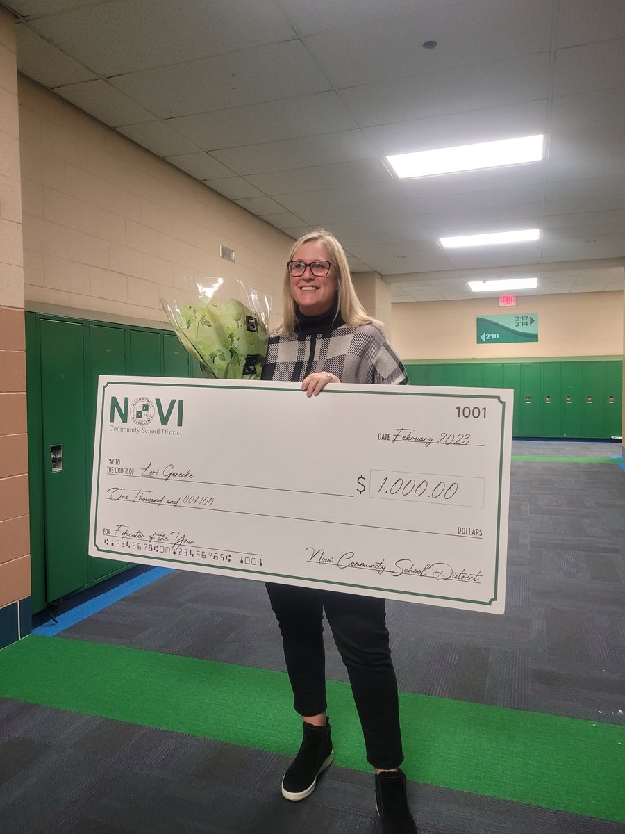 Novi Middle School tweet media