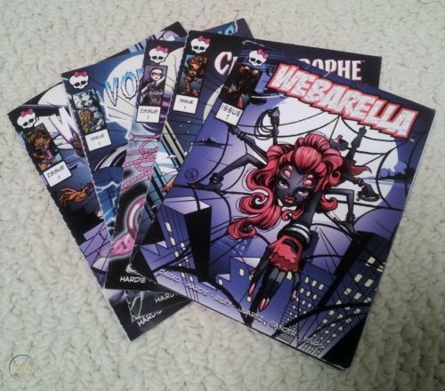 draculaura's tweet photo. all the power ghouls comics ♡ https://t.co/4wbIIgfZeE