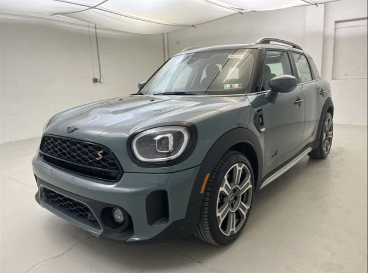 MINIPittsburgh's tweet image. That dream car is waiting for you here on our lot. Check out our inventory selection today. bit.ly/2XSWKIG #MINIOfPittsburgh #MINI