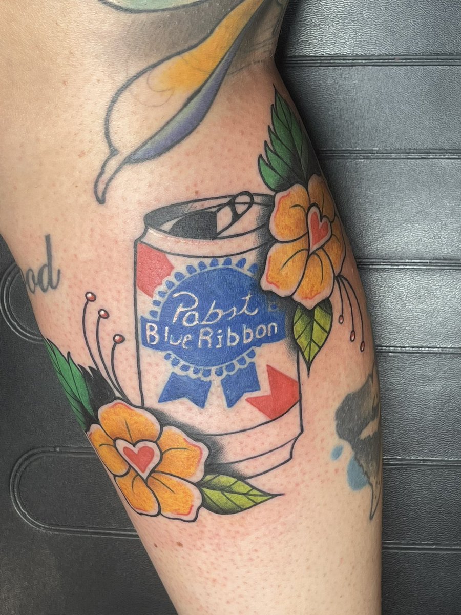 DaddyxDrac's tweet photo. @PabstBlueRibbon https://t.co/N8LgscbWVt
