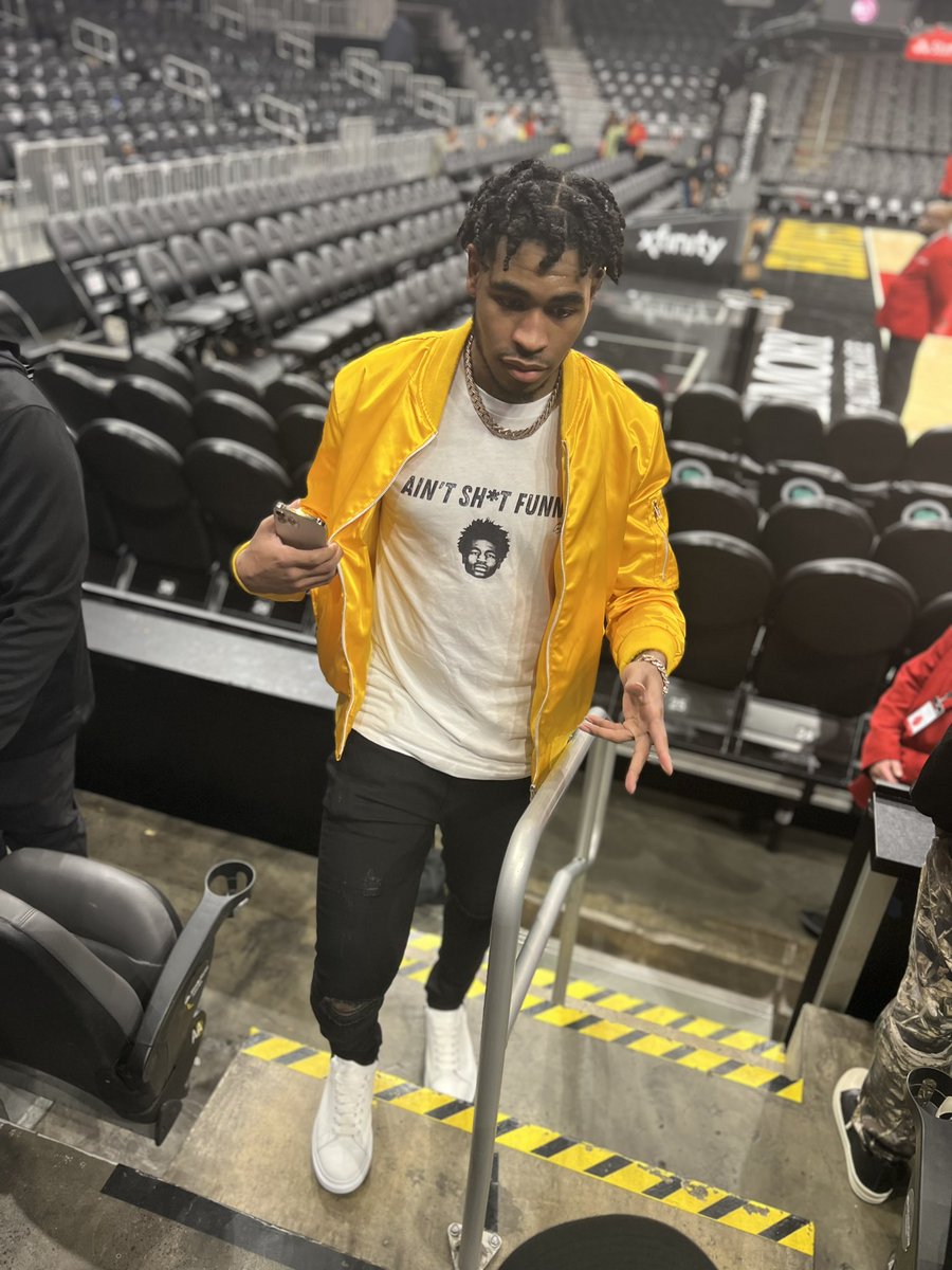 <a href="/24_camthomas/">Cam Thomas</a> postgame steez 🔥|#aintsh*tfunny now available
