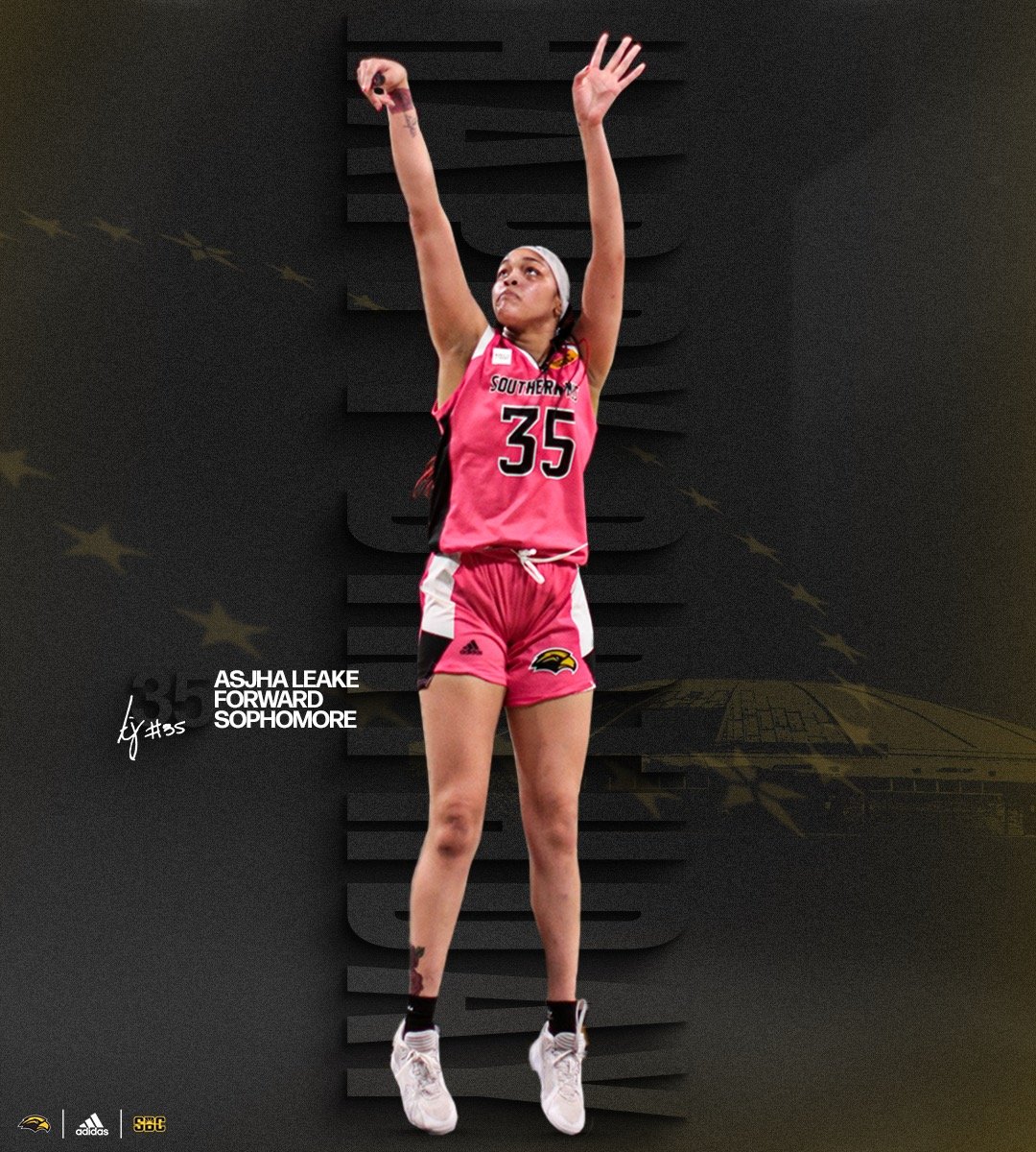 🎂🎂🎂

Happy Birthday to our very own <a href="/LeakeAsjha35/">Asjha Leake</a> 

#SMTTT