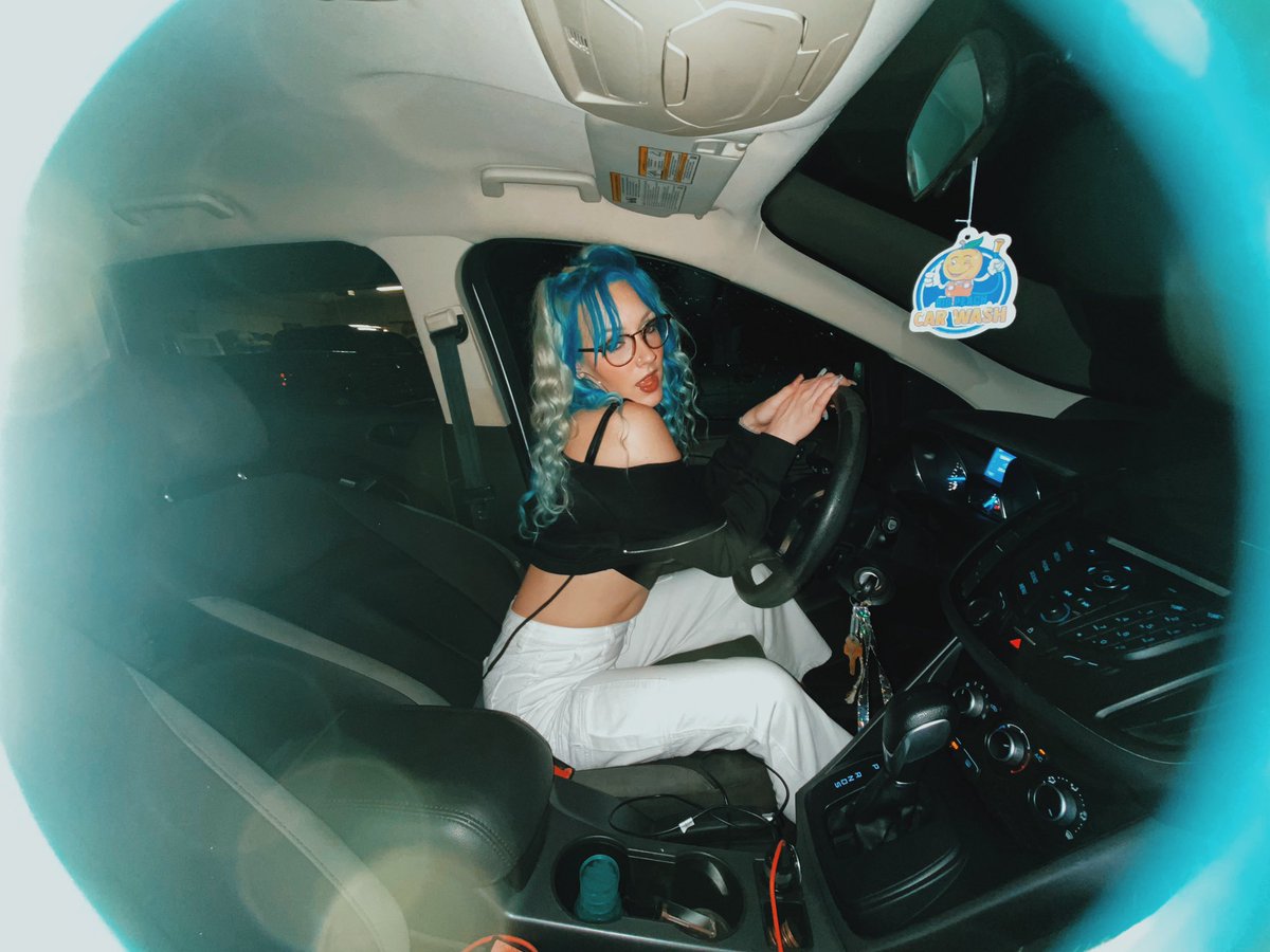 joooocc_'s tweet photo. i’ll never get tired of these pics, enjoy https://t.co/PwR6ii9in7