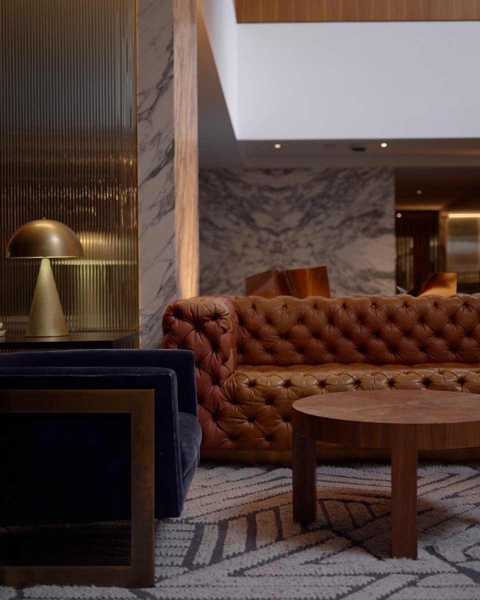 Southern charm and urbanity come together in our swanky lobby lounge. Find both an escape from city life and a lively gathering place at our downtown destination.