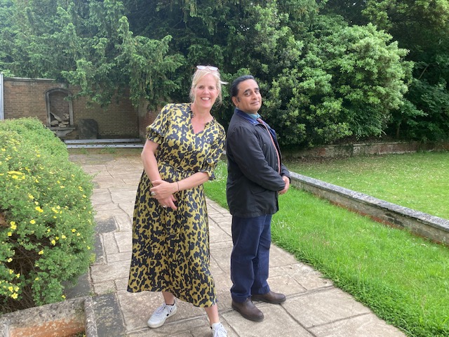 tesslamacraft's tweet photo. I've LOVED #Unforgotten since v first ep back in 2015. Massive work highlight to interview gorgeous @TVSanjeev and his new partner in crime-solving @SineadKeenan  who is ace as Sunny's (distracted) new boss. 9pm tonight. ITV @tvtimesmagazine Here we are on film set (nr Slough) 😀 https://t.co/2EsyQRQiBE