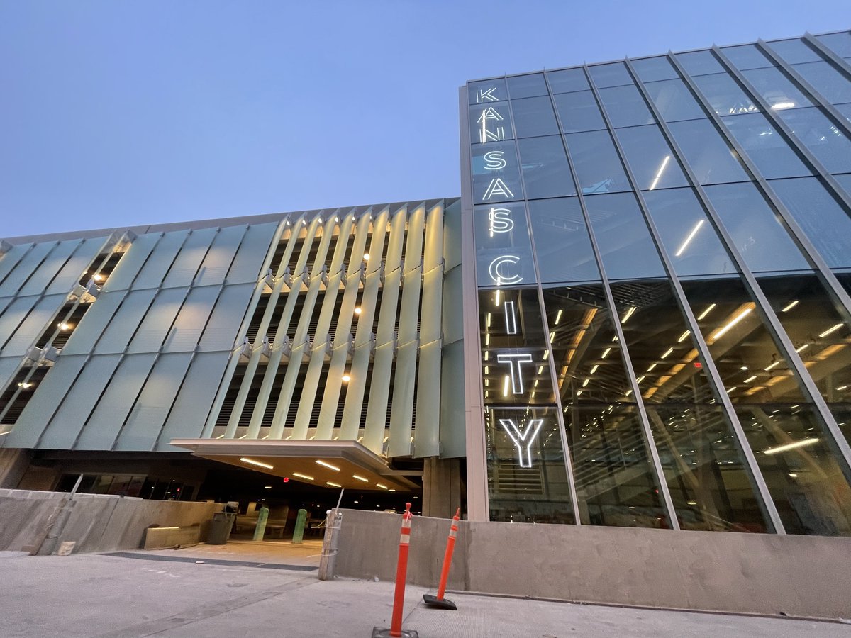 Video: Behind the Scenes at the New @KCIAirport Terminal: aviationpros.com/21295248 #airports #aviation #newterminal