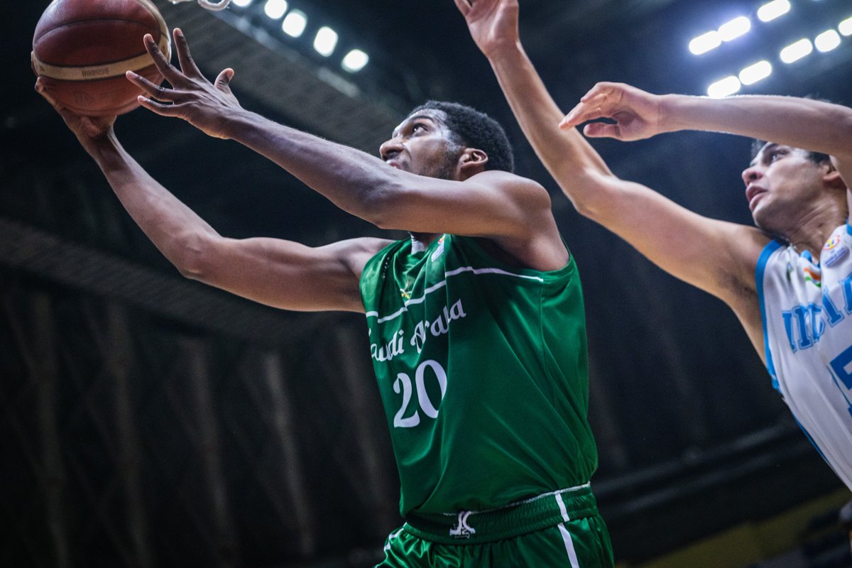 sbfksa's tweet photo. 📸🏀
🇸🇦 المنتخب السعودي 🆚 منتخب الهند 🇮🇳 
 تصفيات كأس العالم لكرة السلة 🏆

#WinForAll
#WinForSaudiArabia 
#FIBAWC https://t.co/dnE5TbDqA1