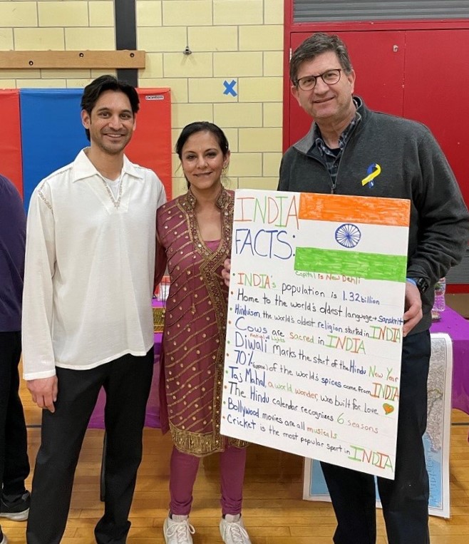 RepSchneider's tweet photo. Really enjoyed my time at the Northbrook Cultural Fair hosted by the North Suburban YMCA and the Northbrook Community Commission, celebrating the variety of cultural backgrounds of the community's residents. https://t.co/h0KjQkGDx5