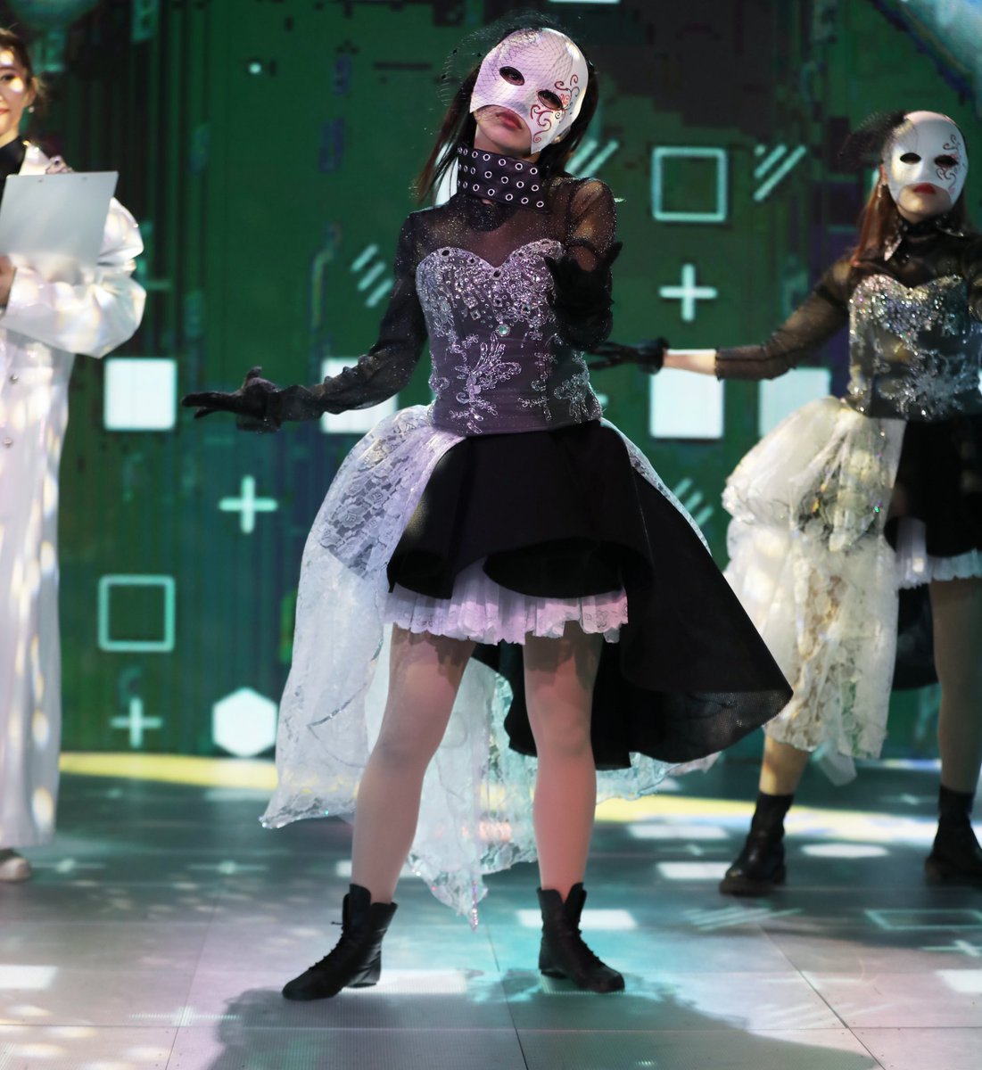 veils_sdn_piece's tweet photo. レッドロボデビューおめでとう🎈
公演を見て感じた事珍しく書いてみた☺️
2023.2.27
RED° Tokyo
#redtokyotower
#RED° #レッド東京タワー
#東京タワー #skystadium
#ダンスイベント #レッドロボ
#スカイスタジアム #Buzzworld
#ブロードウェイ #Broadwaytokyo https://t.co/ORXce65XAd