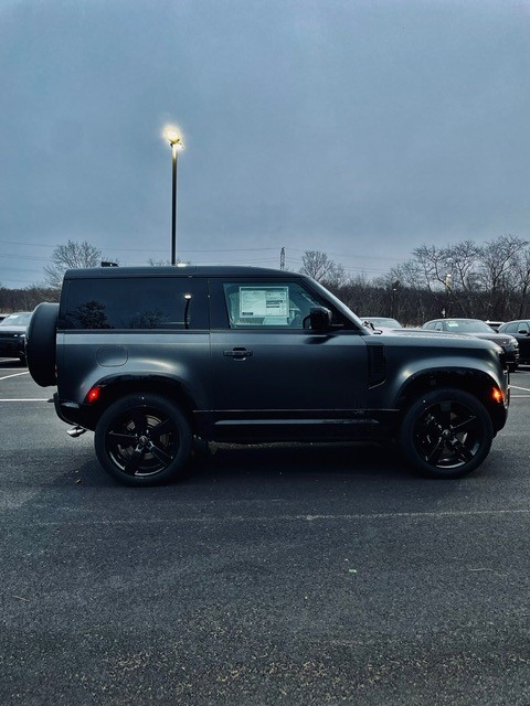Exciting news! The New 2023 Land Rover Defender 90 V8 Carpathian Edition has arrived in Sudbury! 😍🚙  
 
📍 83 Boston Post Rd., Rt 20, Sudbury MA 01776 
 
#HerbChambers #LandRoverSudbury #landrover #Defender #luxurycars #LUXURY #luxurylifestyles #limited #LimitedEdition