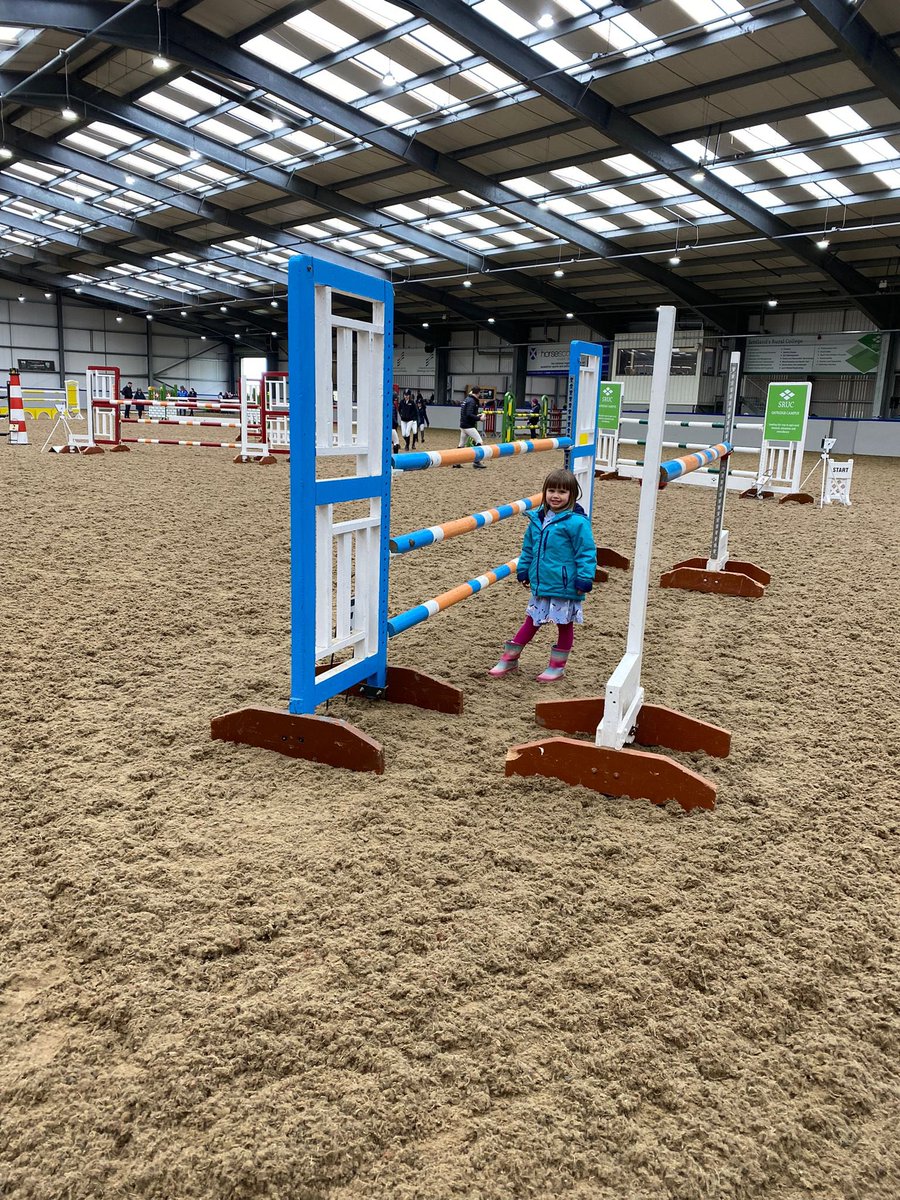 Kate_J_Moore's tweet photo. Walking the course at SNEC yesterday! https://t.co/uCAbiln885