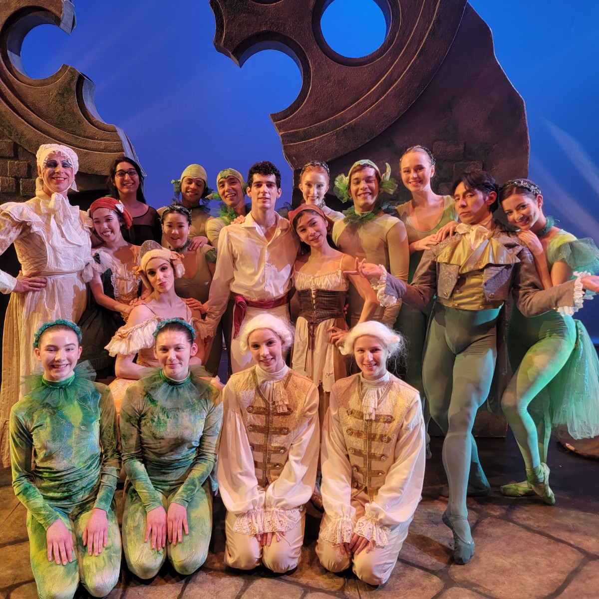 JorgenDance's tweet image. Incredible SOLD OUT show 📍North Peace Cultural Society! Only 2 shows left in BC b4 #BalletJörgen tours Saskatchewan🛫

📍Lester Centre of the Arts, Mar 1
📍@keyanocollege, Mar 8
📍@theMJCC, Mar 11 
🎟️🔗fal.cn/3waUn
#sellingfast #romantic #comedy #Canadian