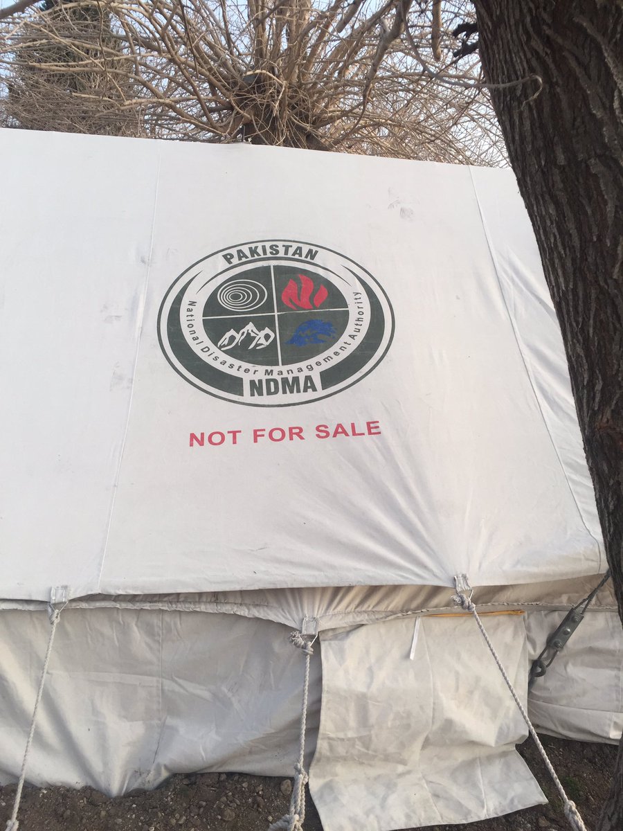 Bizim köyde bir aileye verilen çadır. Beğenmediğimiz Pakistan’ın mesajı net: Satılmaz!

#deprem #Adıyaman