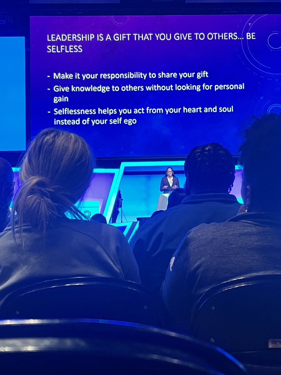 CoachABrooks's tweet photo. “Perfect leadership doesn’t exist. Just do it rather than instructing people to do it!” -Carlesa Dixon #coachessummit #thsca https://t.co/sKlGtbxeKu