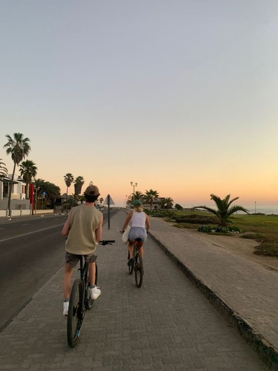 _carlittaaaa_'s tweet photo. manifestando un verano así https://t.co/EtbGwwZrvN