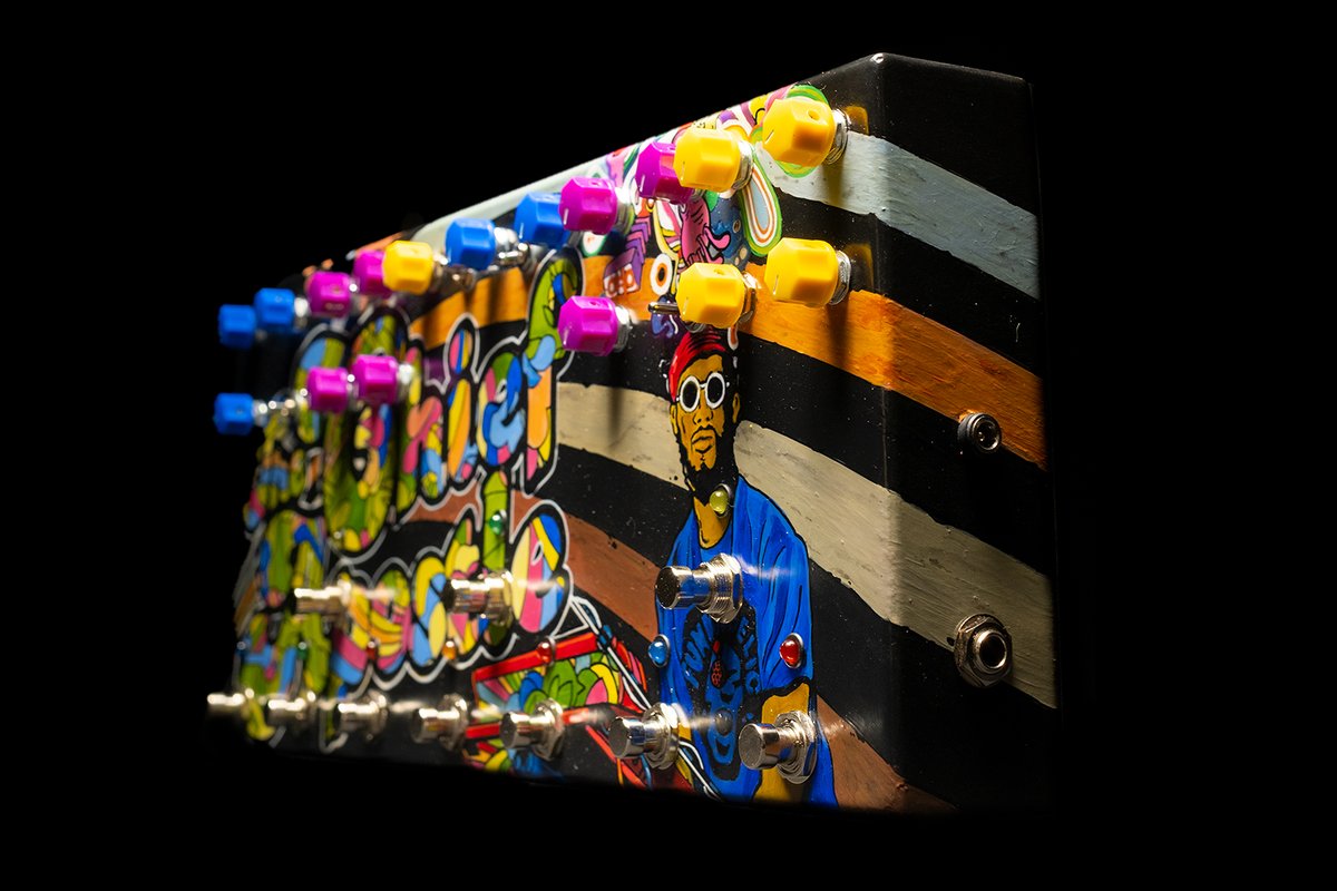 jampedals's tweet photo. Happy Birthday to the Chief Apostle, mr. Cory Henry :)
Here are a few closeup photos of Cory's custom multi-pedal build!

#jampedals #coryhenry https://t.co/Tov5P9gXtx