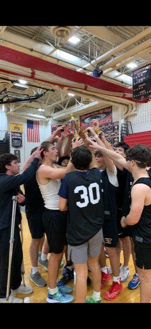 BridgewaterRec's tweet photo. To the victors belong the spoils! Congratulations to the recipients of the championship ring pops and Hurley Cup trophies; 11/12 Team 8 (captain Matt) &amp; 9/10 Team 2 (captains Chris &amp; Joey). Good luck to our graduating seniors and we hope to see the rest of you next season. 🏀🏆 https://t.co/wFqoaNuKYV