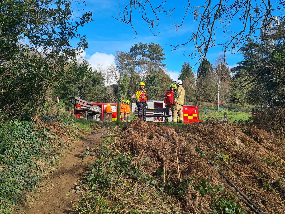 This morning Harrogate White Watch did some High Volume Pump (HVP) training at Conyngham Hall Knaresborough

Crews pumped water from the River Nidd which then supplied the Aerial Ladder Platform (ALP)

The HVP has the capability to pump up to 7000 litres of water a minute!
