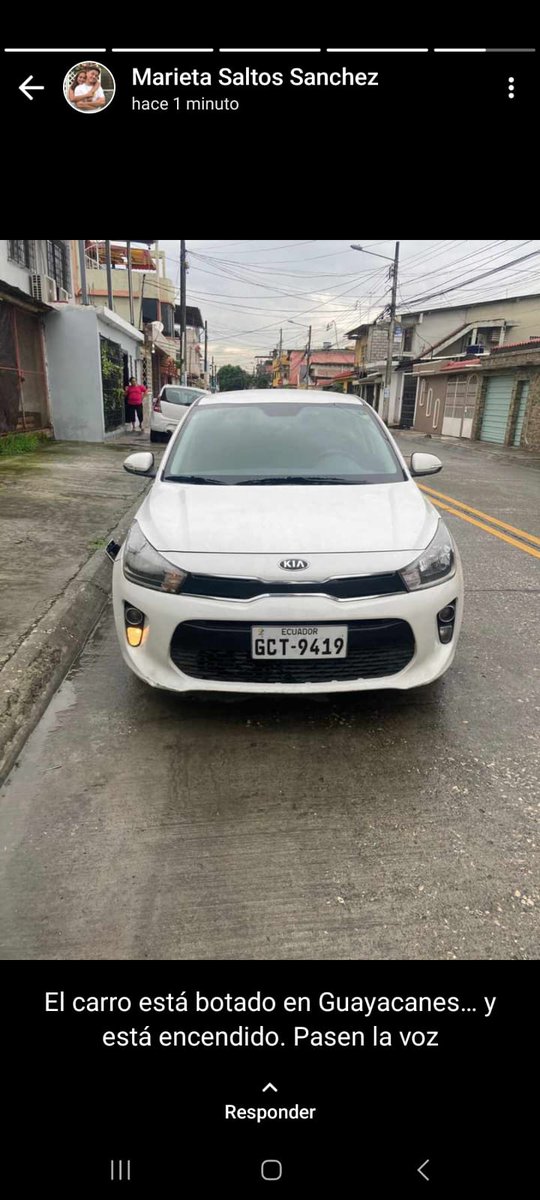 Edta carro esta botado en guayacanesy encendido@ecu911  <a href="/policia/">Policía Nacional</a> <a href="/911/">Bush</a> @cinthyaviteru