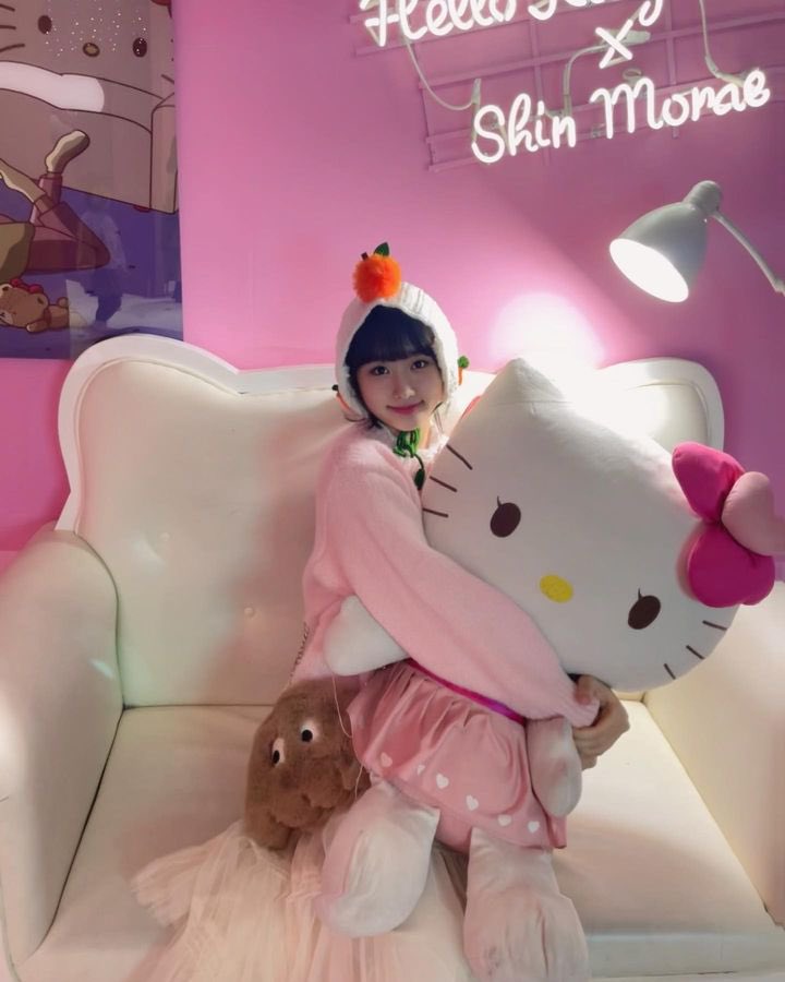 HotIssueBR's tweet photo. #BINGRAM | Atualização da YEBIN no IG.

“🍊”

#YEBIN #예빈 

(1/3) https://t.co/prCTF690Fv