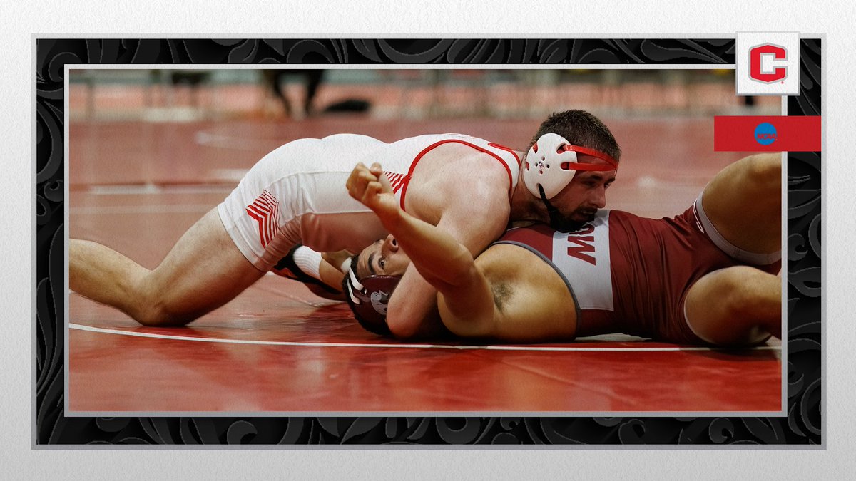 CentralDutch's tweet photo. ICYMI: Gage Linahon is headed to the NCAA Division III Championships at 197 pounds after taking second at the Lower Midwest Regional. Three other Dutch wrestlers landed on the podium with top-eight finishes.

📰: https://t.co/j87zmEU28y

#GoDutch #rollriversWRESTLE https://t.co/AJvwNePBtR