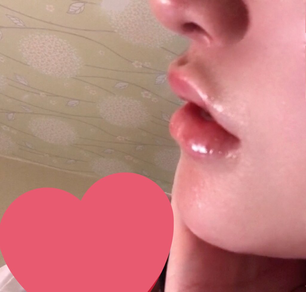 VinegaredKelp's tweet photo. なんか沢山反応頂いてびっくりしてる……
ほんとに唇は反り返り大事だね、人中消滅したよ https://t.co/BjTIDKnruP