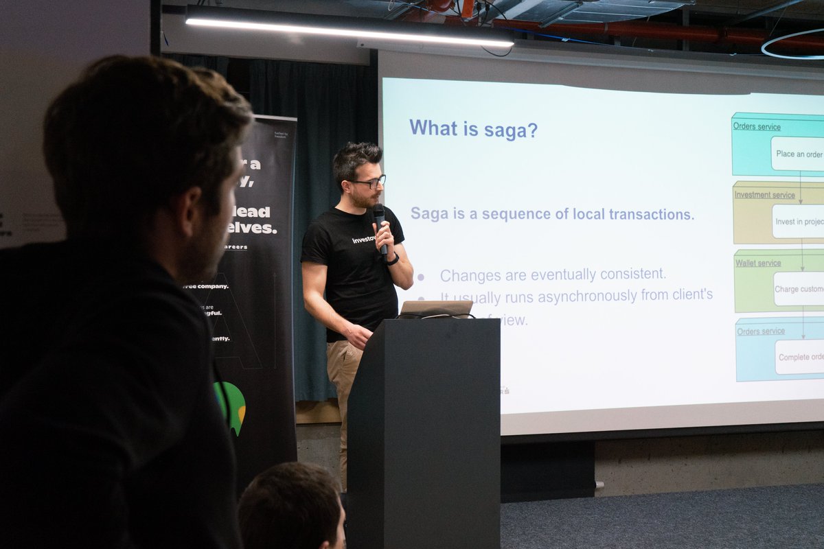 applifting_cz's tweet photo. První letošní #CrewTalk je za námi a stál za to! Nikolai Barbariiskii z #Applifting Enterprise, Vít Herain z @investowncz a Roman Schejbal z @shed_labs, se podělili o své postřehy k nejnovějším výzvám v BE architektuře. Mrkni na fotky a příště nezapomeň dorazit. https://t.co/qKoMR0Cq4D