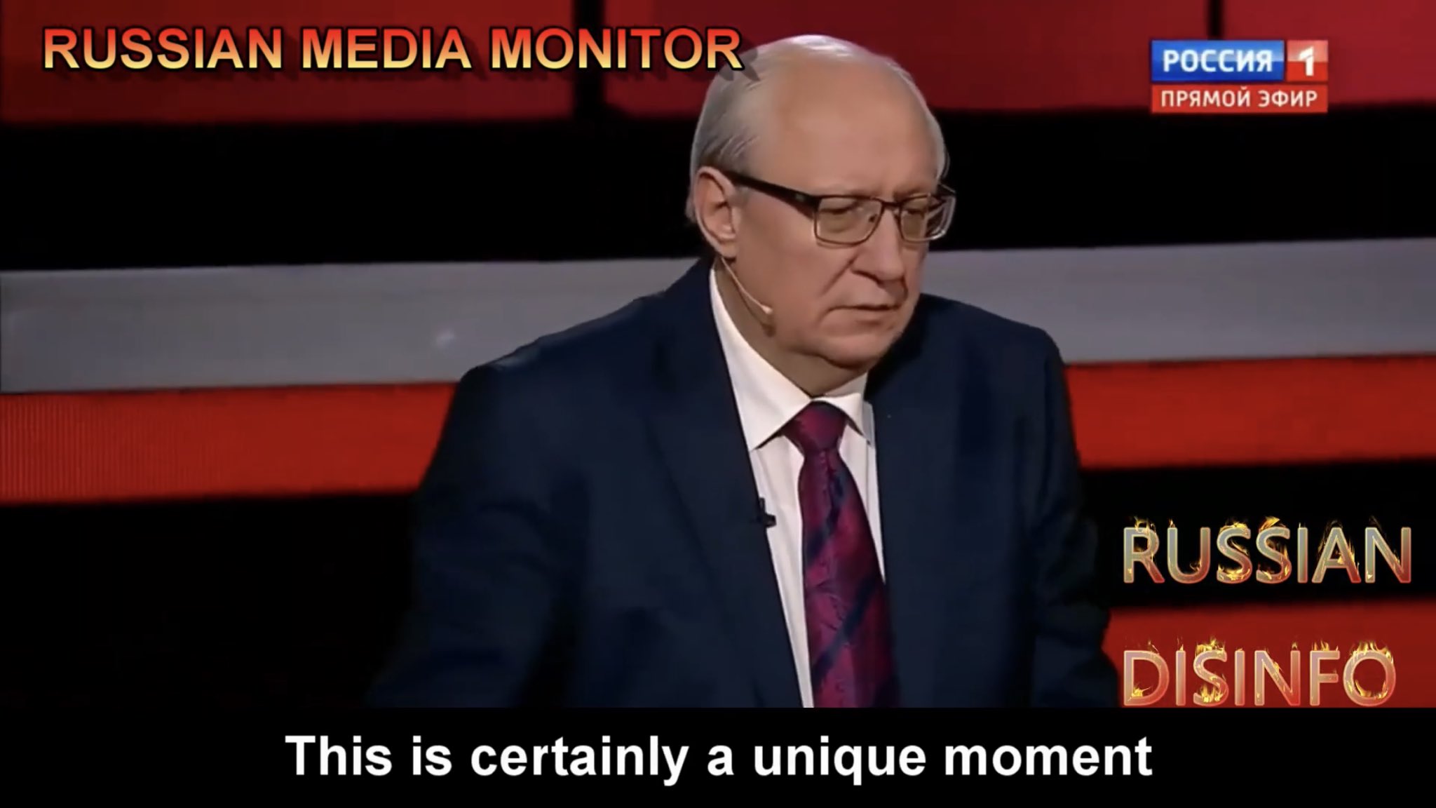 Fp_GWIqX0AU1Qs2?format=jpg&name=large