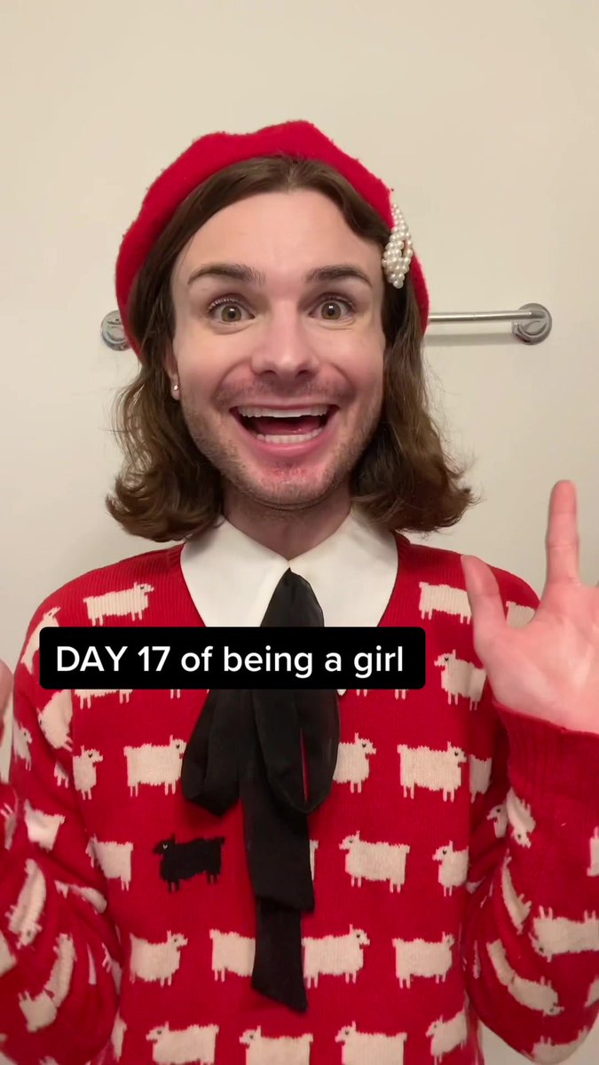 Oli London tweet media