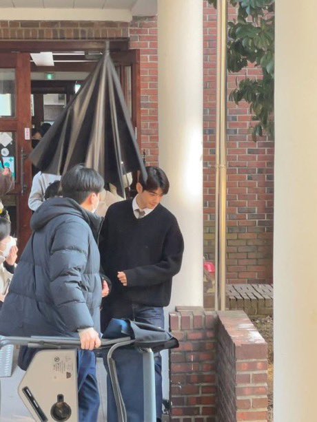 오사개 2월 촬영 진예고에서의 목격담 뇌섹남 수학 티쳐 진서원 차서원 넘나 좋다니껭ㅜ웹툰으로 88화로 이면서 많지도 적지도 않은 양인데 드라마...