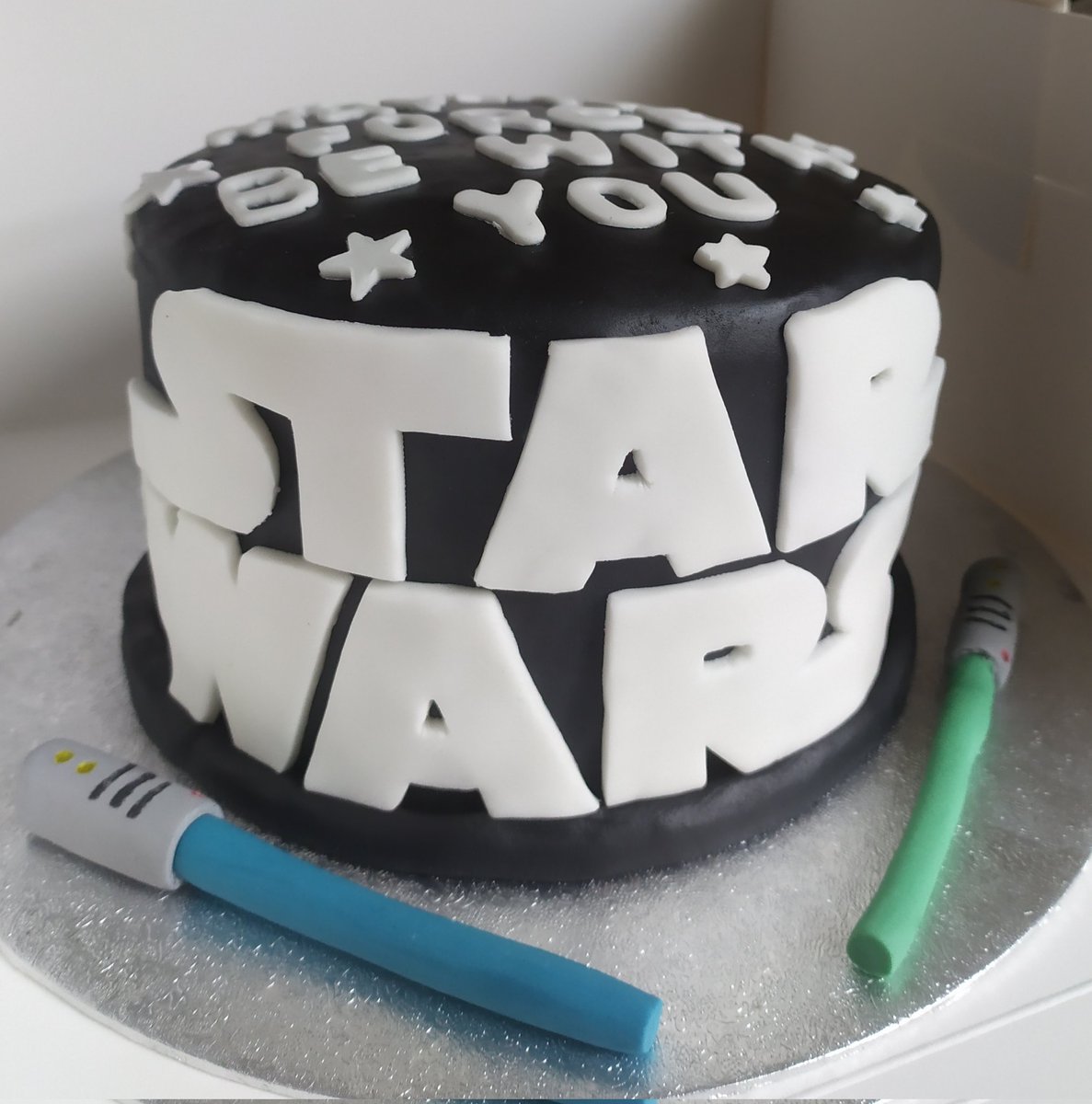 BerksonBakes's tweet photo. I haven't posted many of my cakes here lately, but I have still been making plenty! Here's one of Saturday's orders, a Star Wars themed chocolate cake for a 7th birthday. #Glutenfree #Brighton #handmade #SmallBiz https://t.co/gCLKKMtLNO