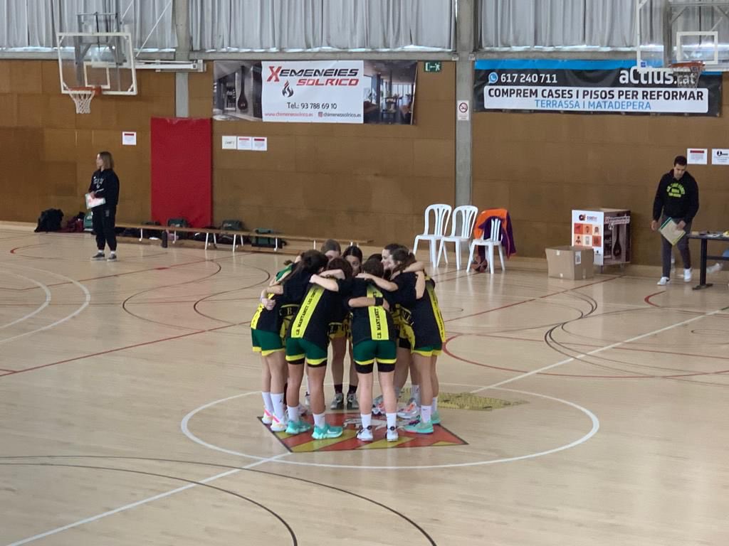 C.B Manyanet Les Corts tweet media