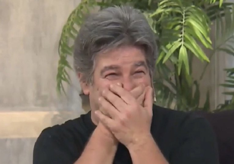 osvagoya's tweet image. Escuchen esta!!! 
Mayra Mendoza está haciendo campaña para su reelección … no es joda!   
-PARA SU  RE ELECCIÓN!!!