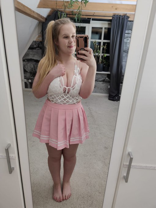 More mirror selfies? 😜 https://t.co/rAcopxdx0C<a href="/tag/curvy"class="tags"><span>#curvy</span></a><a href="/tag/porn"class="tags"><span>#porn</span></a><a href="/tag/ass"class="tags"><span>#ass</span></a><a href="/tag/bigass"class="tags"><span>#bigass</span></a>