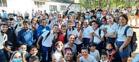 #FidelPorSiempre
#Cuba 
Somos Continuidad de su Legado, ideas y sueños para con la #Patria.
#MejorEsPosible