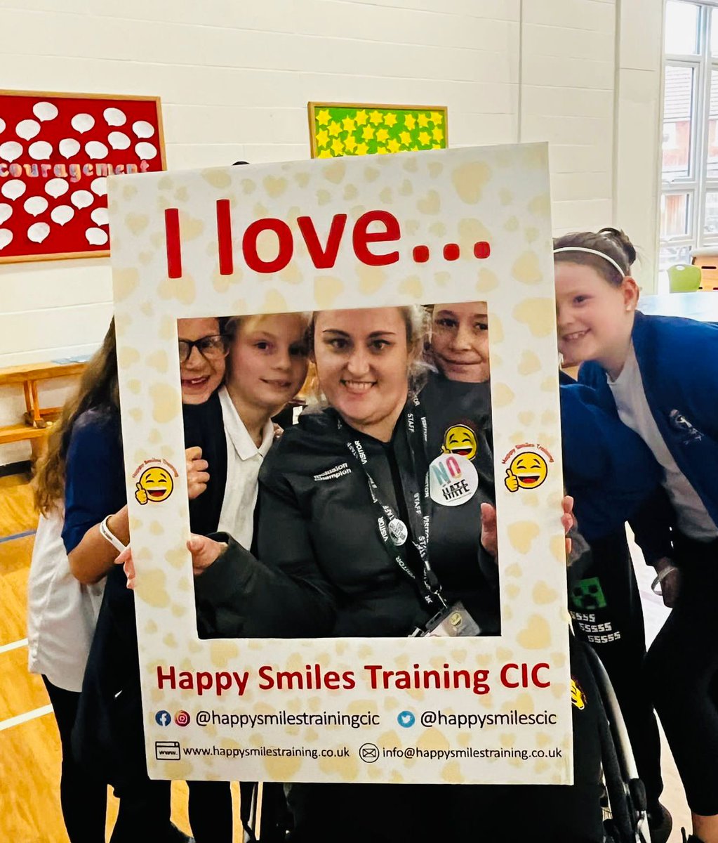 happysmilescic's tweet photo. 💛 We recently delivered hate crime workshops with the wonderful pupils at Britannia Bridge Primary School!
👏 Such a great school work with, very supportive staff and we always get asked brilliant questions by the pupils!
#LetsEndHateCrime #HateCrime @GM_VRU @gmpolice https://t.co/19S0CBnHxz