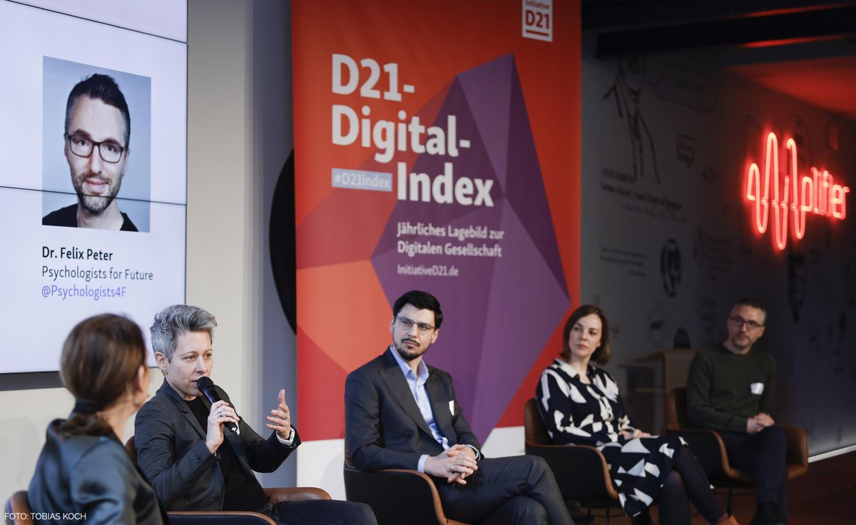 Microsoft Berlin tweet media