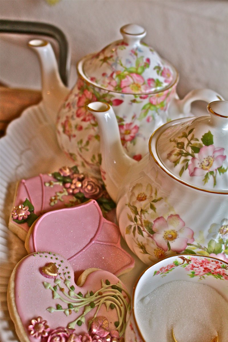 LindaPDIB's tweet photo. Sending You A HUG In a ☕ Thanks for your support.
#PinkDaysInBloom #TeacupsForHope #SocksInTheCityEtc #ChristmasInTheHealingGarden #ThePinkTreeProject #TheLittleChristmasFairForHope #TulipsAndTeacupsForHope #ChristmasWreathsForTheCure #TinselAndTeacups https://t.co/LybnBADQjL