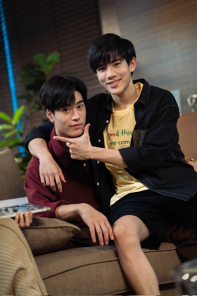 meowfansub's tweet photo. 🤟 #MeuNamoradoÉOPresidentedaEscola https://t.co/NZ0MvKIOSt