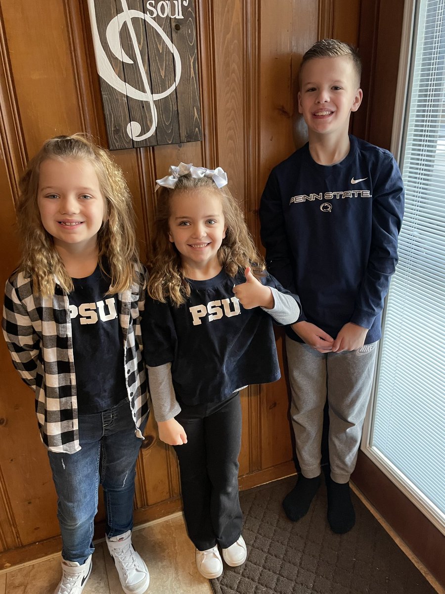 CMDando's tweet image. Wear your favorite college to school today at Neshannock @coachjfranklin #weare