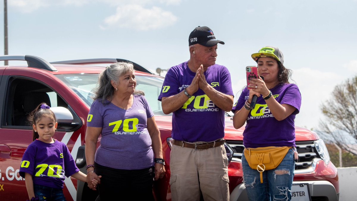 comisionpista's tweet image. Raúl Rached, recibe homenaje en vida por parte de Súper Turismos Tapatíos. ¡Felicidades! 👏 #ComisiónPista 

🔗 bit.ly/3Z5lzld

¡Nos vemos en la pista! 😎 #CNP