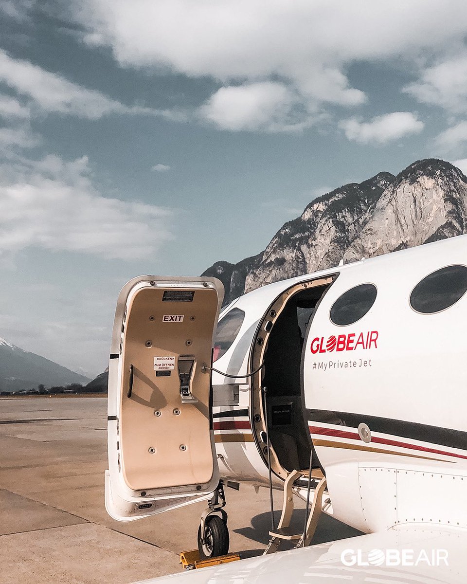 🏔️Mountain peaks and stunning surroundings await you with #MyPrivateJet 🛩️ Sun through the clouds, fresh air and clear blue sky provide the perfect setting! 🫶 #GlobeAir #FlyGlobeAir #privatejet #privatejets #aviation #aviationdaily #aviationphotography #innsbruck #austria