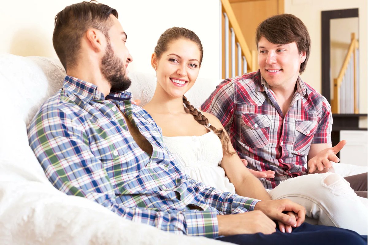 SwingTowns's tweet photo. 5 Ways Polyamory Has Made Me A Happier Person https://t.co/pcj1tMECZT #lifestyle #multiplepartners #nonmonogamy #opencommunication #poly #polyamrous #polyamory https://t.co/LlgvzWWA7e