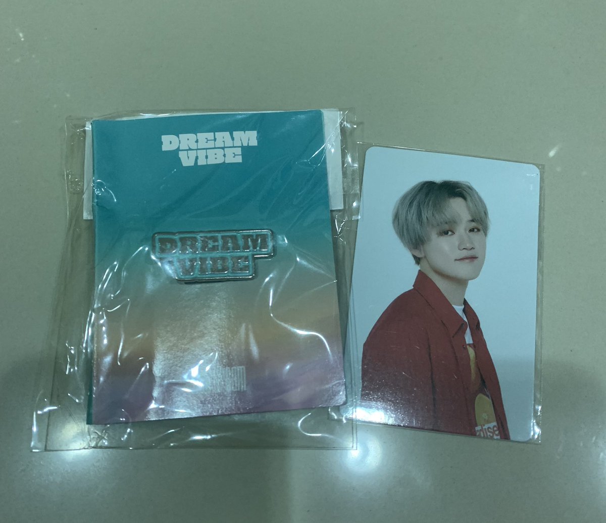 monnyna13's tweet photo. พร้อมส่ง
เซตละ 180 ส่งฟรี

เฉินเล่อ 
การ์ด+keyring dream vibe ไม่แกะ
การ์ด keyring dream vibe+ badge dreamvibe ไม่แกะ 

สนใจ dm #ตลาดนัดnct #ตลาดนัดnctdream https://t.co/9lU9HRPzyl