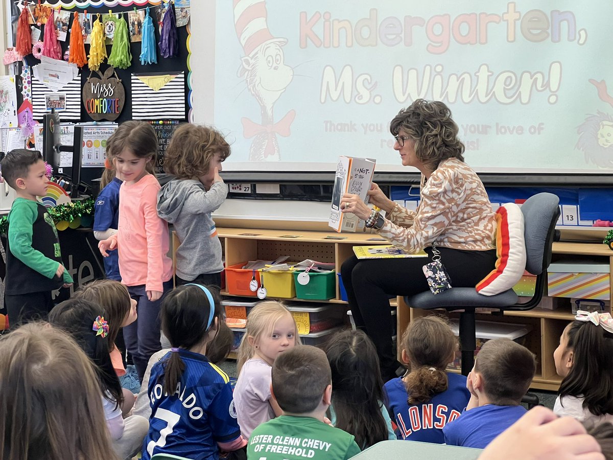 <a href="/CatenaColts/">@Catenacolts</a> Kindergarten classes welcomed <a href="/Layna_Winter/">Layna Winter</a> as our first guest reader for the week as we kick off #ReadAcrossAmerica2023 Thank you for reading two special books to us! 📖💙❤️ <a href="/ScovillSmarties/">Nicole Scovill</a> <a href="/MsScarnati/">Suzanne Scarnati</a> #22teamcatena23